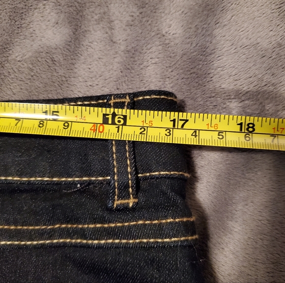 Ladies Dark Stretchy Denium skirt size 8 - Picture 11 of 11